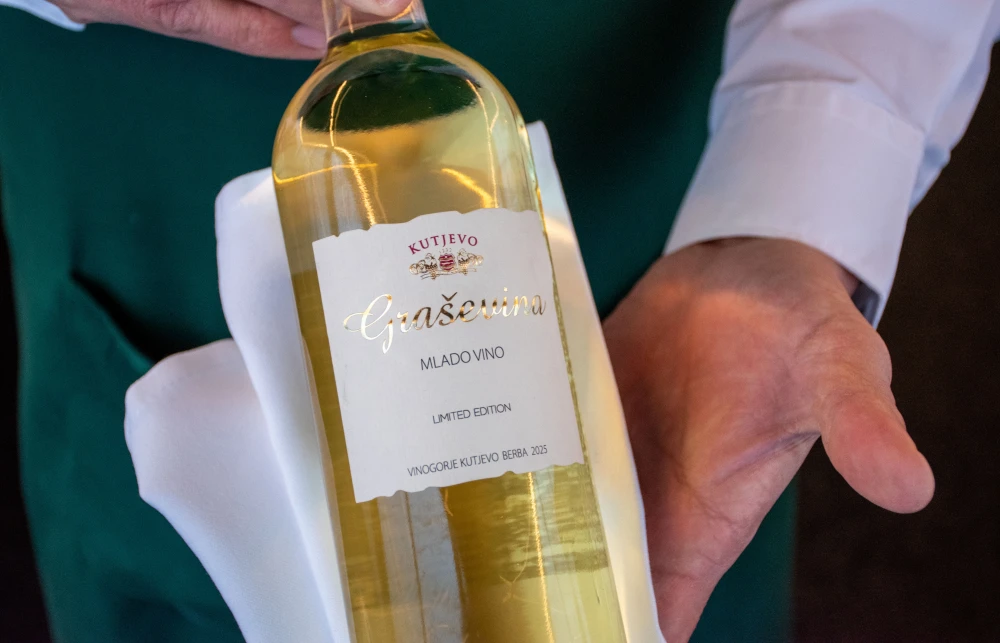 VINARIJA KUTJEVO- VRIJEME JE ZA MLADU GRAŠEVINU