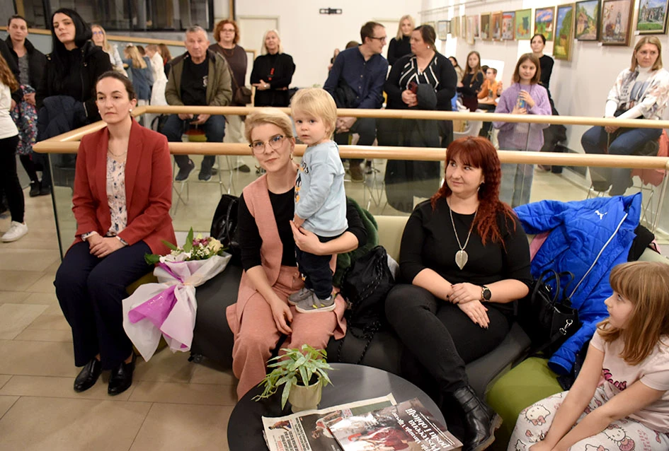 Promocija „Naše zimske pjesmoslikovnice“ u Gradskoj knjižnici Požega