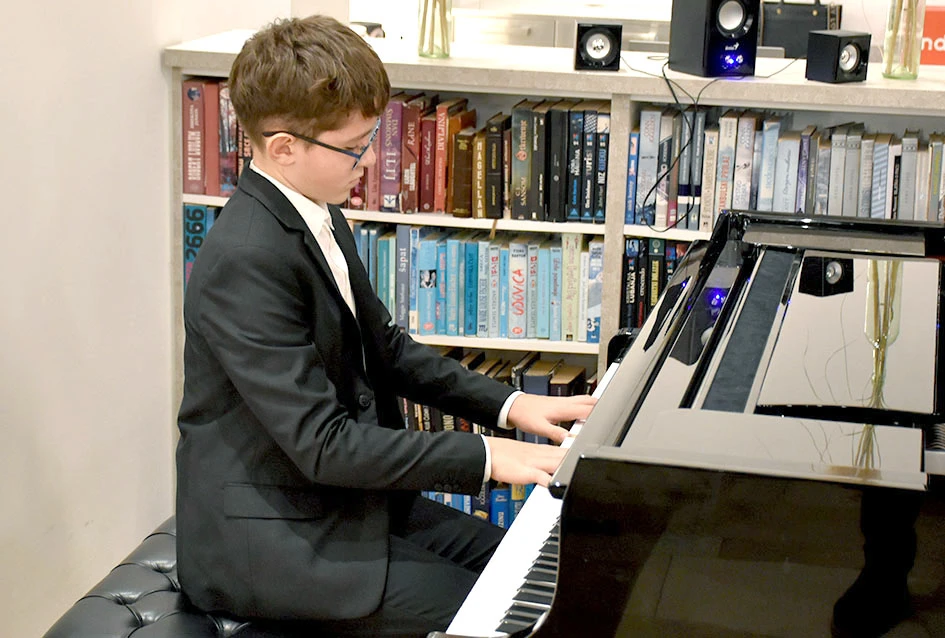 Promocija „Naše zimske pjesmoslikovnice“ u Gradskoj knjižnici Požega