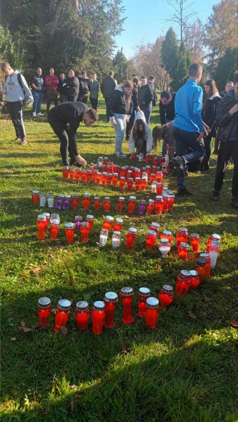 U tišini sjećanja: Poljoprivredno-prehrambena škola odala počast Vukovaru i Škabrnji