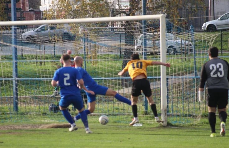 SUSJEDSKI DERBI: Vrijedan bod Slavije protiv Slavonije u Požegi