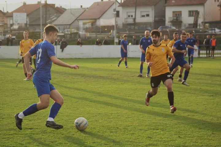 SUSJEDSKI DERBI: Vrijedan bod Slavije protiv Slavonije u Požegi