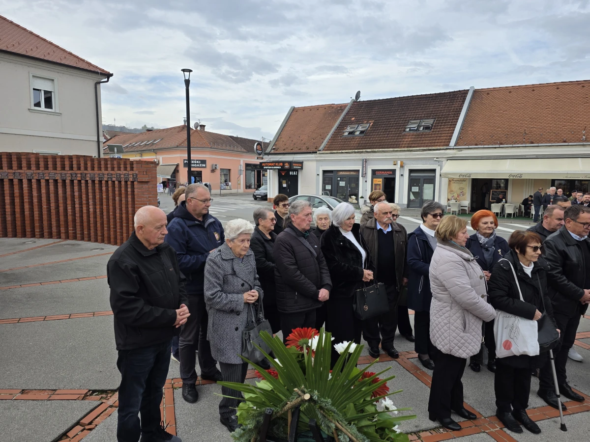 POŽEGA U ZNAKU PIJETETA: Požežani se poklonili žrtvama Vukovara, Škabrnje i svim braniteljima Domovine