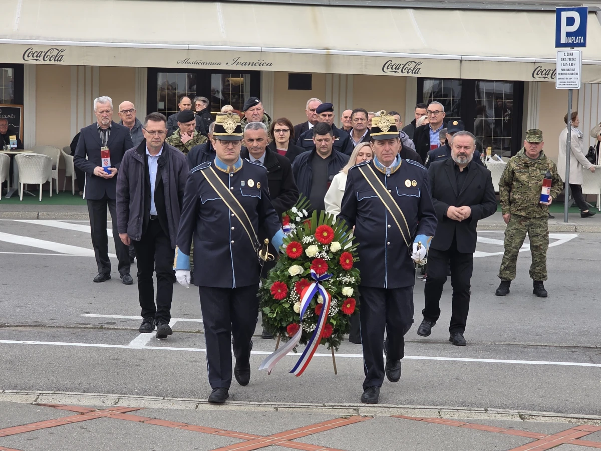 POŽEGA U ZNAKU PIJETETA: Požežani se poklonili žrtvama Vukovara, Škabrnje i svim braniteljima Domovine