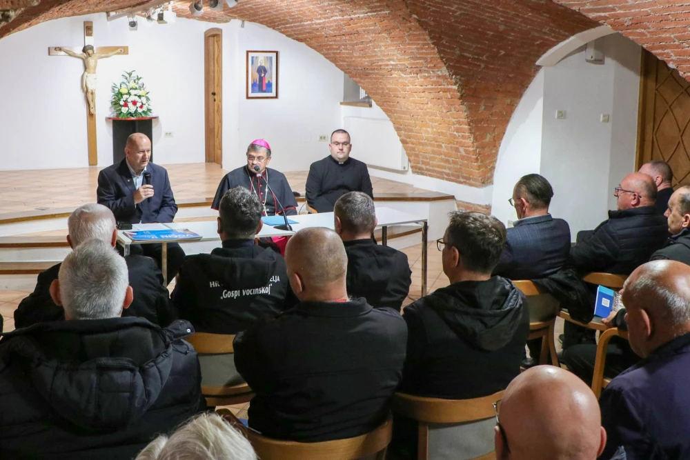 Biskup Ivo primio predstavnike braniteljskih udruga
