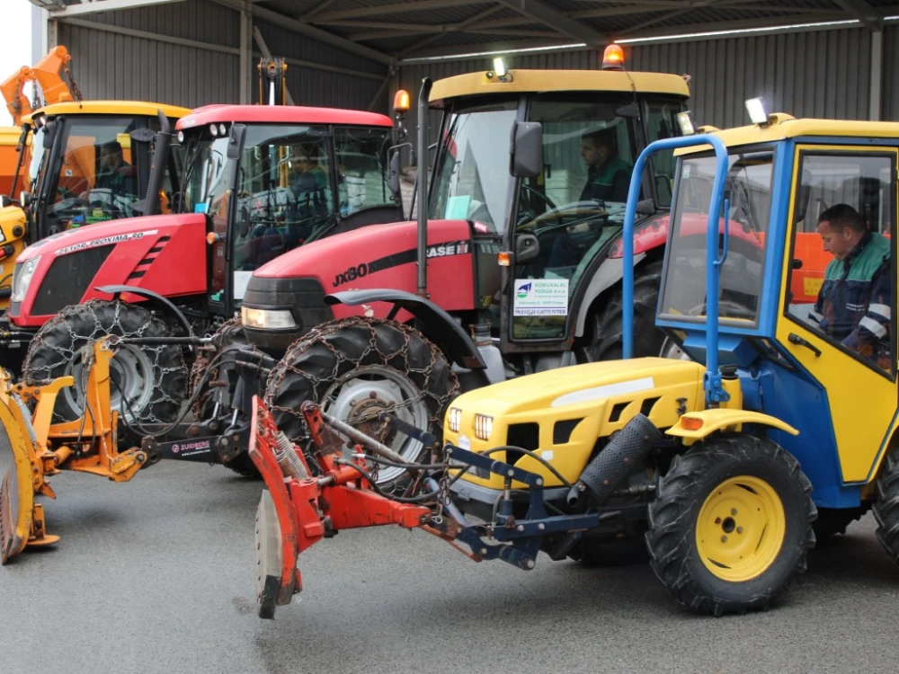 Snijeg stiže u Požeštinu – Komunalac spreman