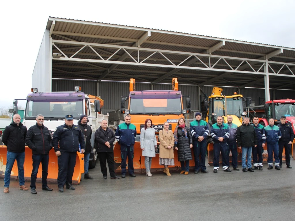 Snijeg stiže u Požeštinu – Komunalac spreman