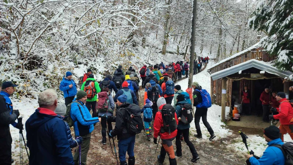 Zdravko Matičević predvodio planinare požeškog Sokolovca u pohodu na najviši vrh Slavonije
