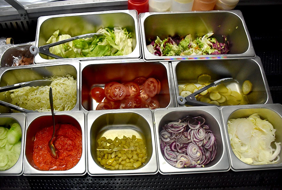 Fast food ’Indigo’ u Požegi: Mjesto gdje se dobro i obilno jede, s obitelji Milinović za kormilom