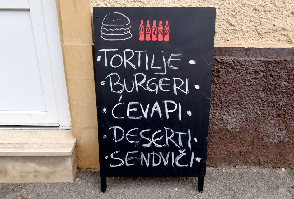 Fast food ’Indigo’ u Požegi: Mjesto gdje se dobro i obilno jede, s obitelji Milinović za kormilom