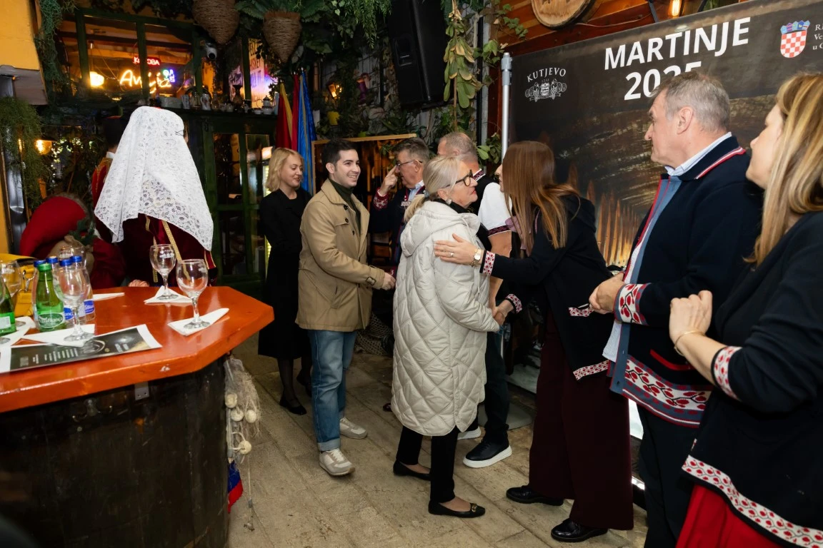Martinje u Podgorici proslavljeno u svečanom ozračju: Vinarija Kutjevo predstavila mladu graševinu pred više od 500 uzvanika