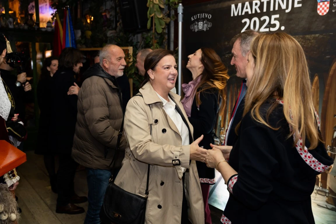 Martinje u Podgorici proslavljeno u svečanom ozračju: Vinarija Kutjevo predstavila mladu graševinu pred više od 500 uzvanika