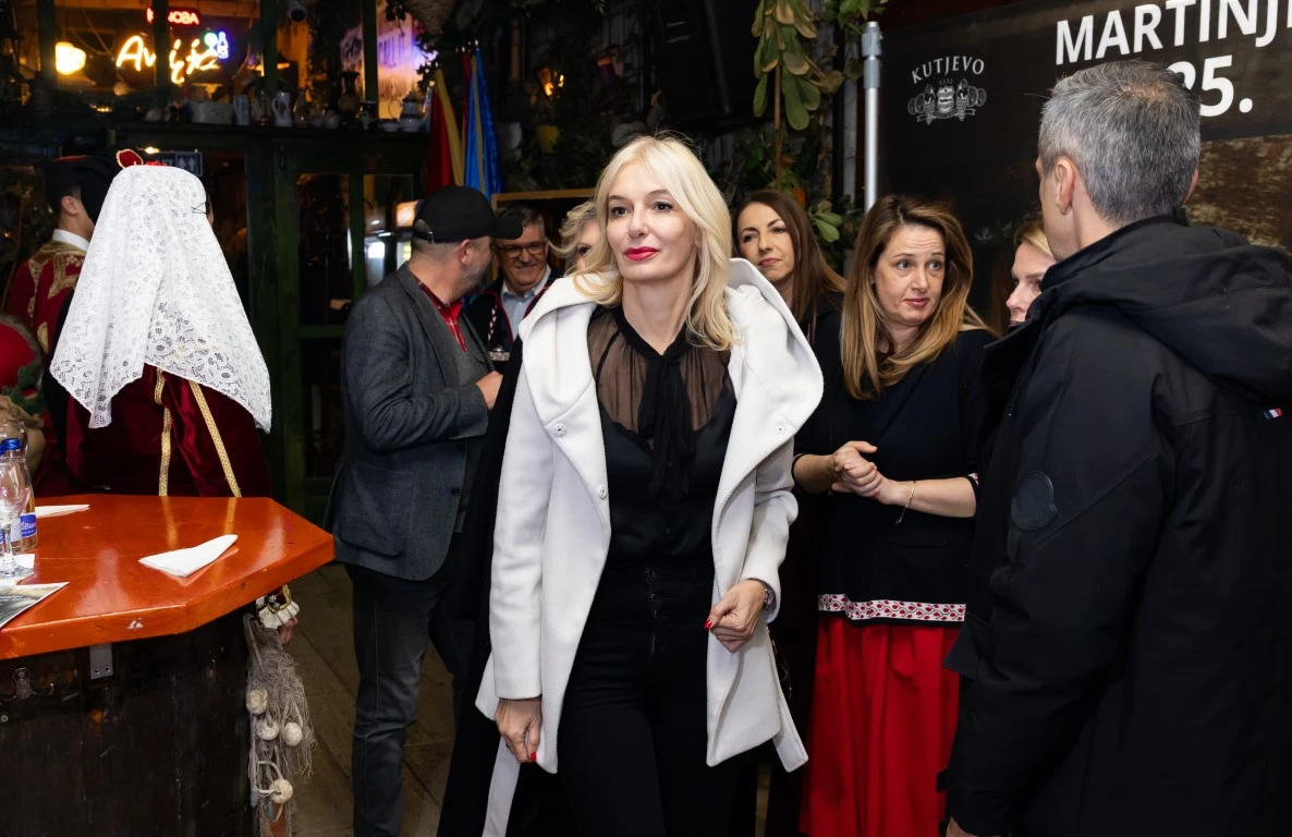 Martinje u Podgorici proslavljeno u svečanom ozračju: Vinarija Kutjevo predstavila mladu graševinu pred više od 500 uzvanika