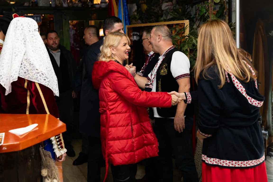 Martinje u Podgorici proslavljeno u svečanom ozračju: Vinarija Kutjevo predstavila mladu graševinu pred više od 500 uzvanika