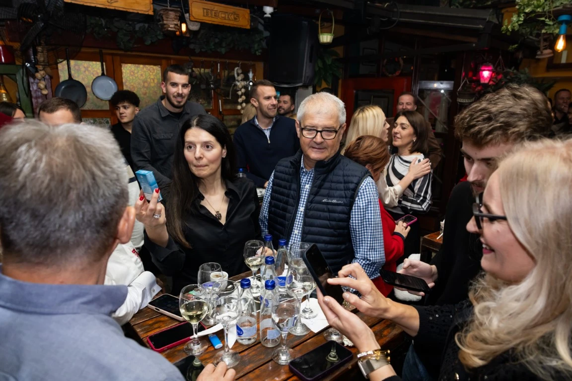 Martinje u Podgorici proslavljeno u svečanom ozračju: Vinarija Kutjevo predstavila mladu graševinu pred više od 500 uzvanika