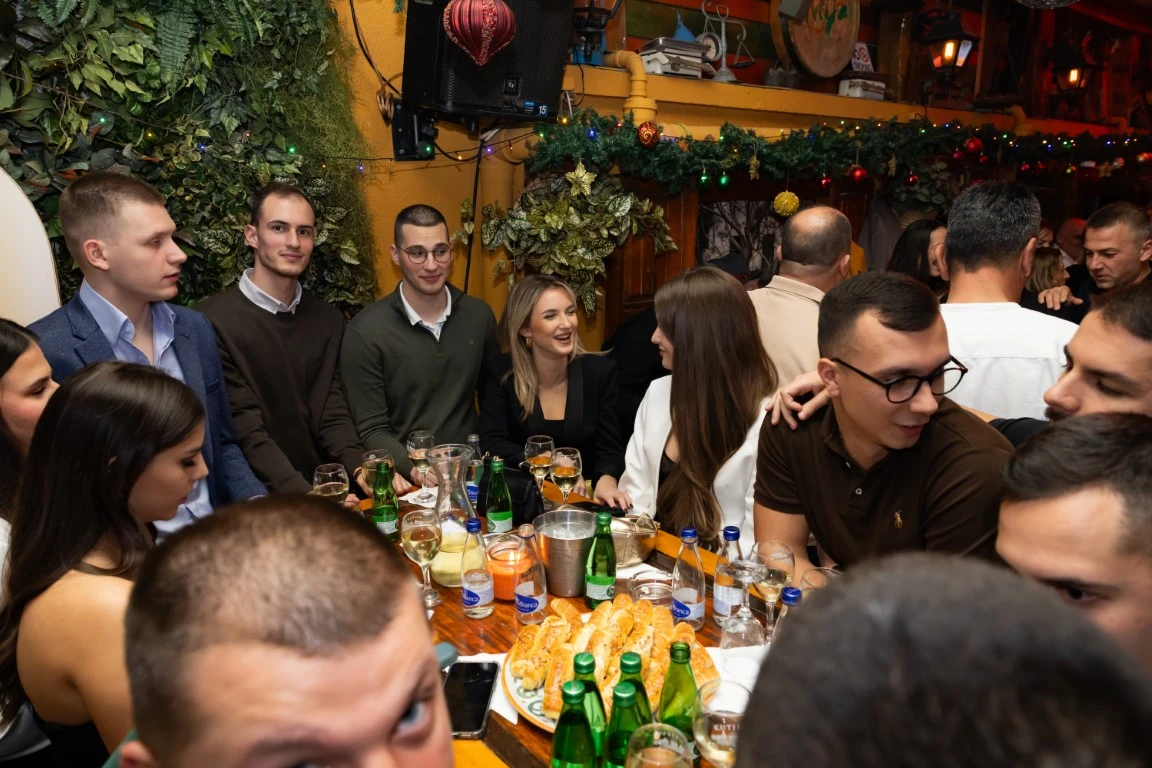 Martinje u Podgorici proslavljeno u svečanom ozračju: Vinarija Kutjevo predstavila mladu graševinu pred više od 500 uzvanika