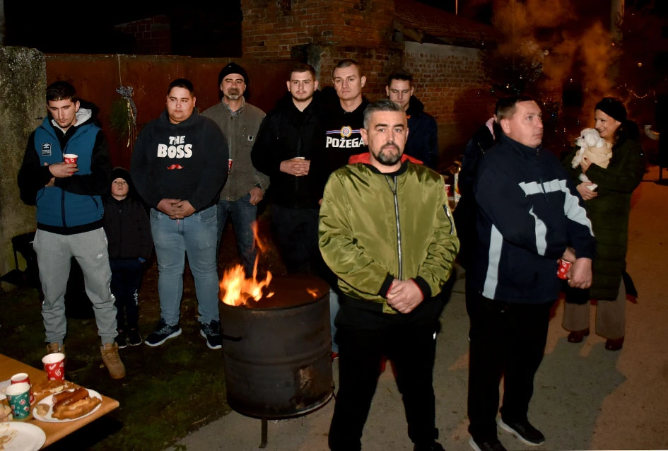 Prvi ’Advent u Vilić selu’ oduševio mještane i goste, Radošić: ’Ovo može biti dobar primjer i drugim malim sredinama’