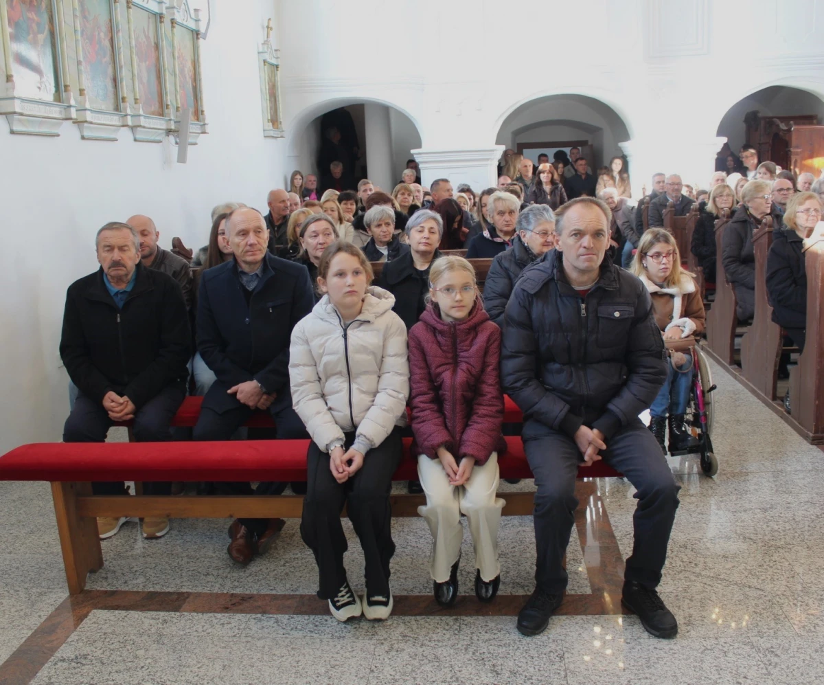POŽEŠKE SESVETE: U župnoj crkvi ponovno postavljena spomen-ploča Ivanu Švearu u povodu 250. godišnjice rođenja