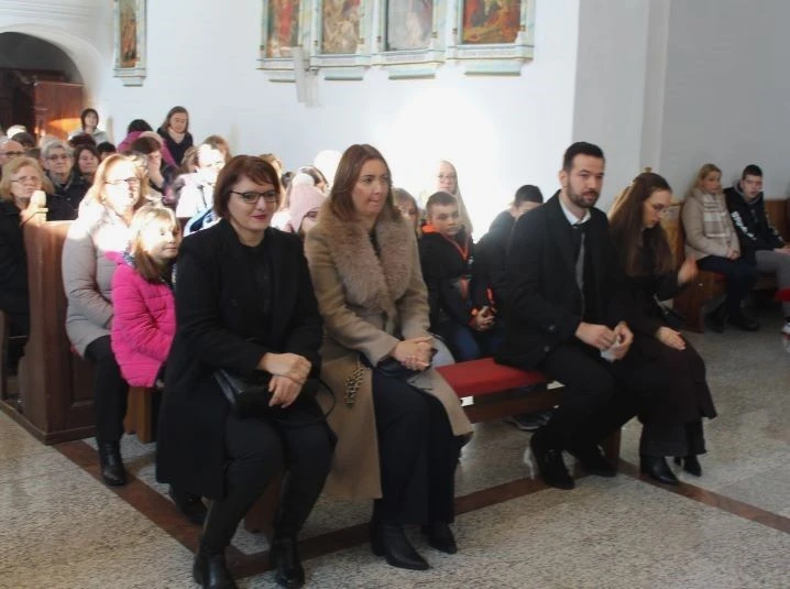 POŽEŠKE SESVETE: U župnoj crkvi ponovno postavljena spomen-ploča Ivanu Švearu u povodu 250. godišnjice rođenja