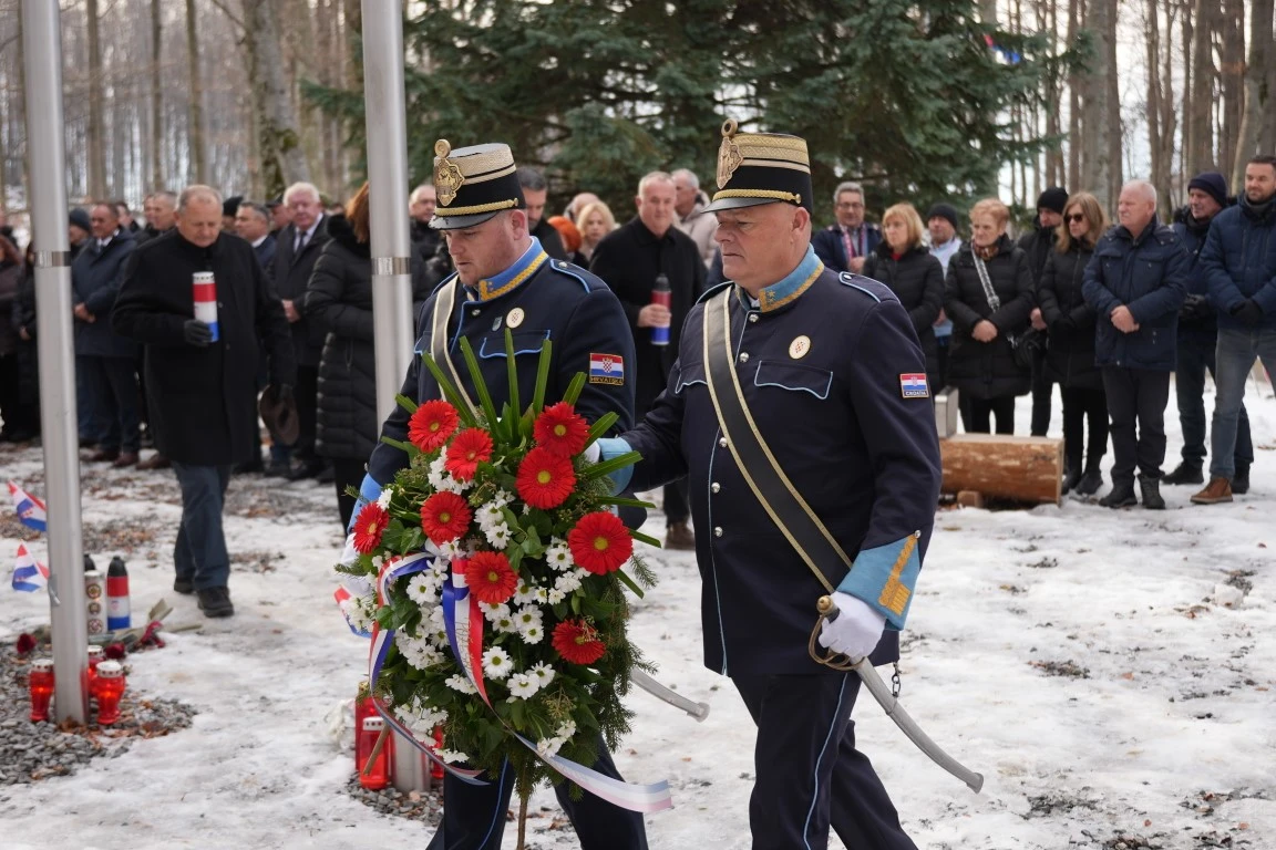 Vječna zahvalnost braniteljima koji su život dali na Papuku