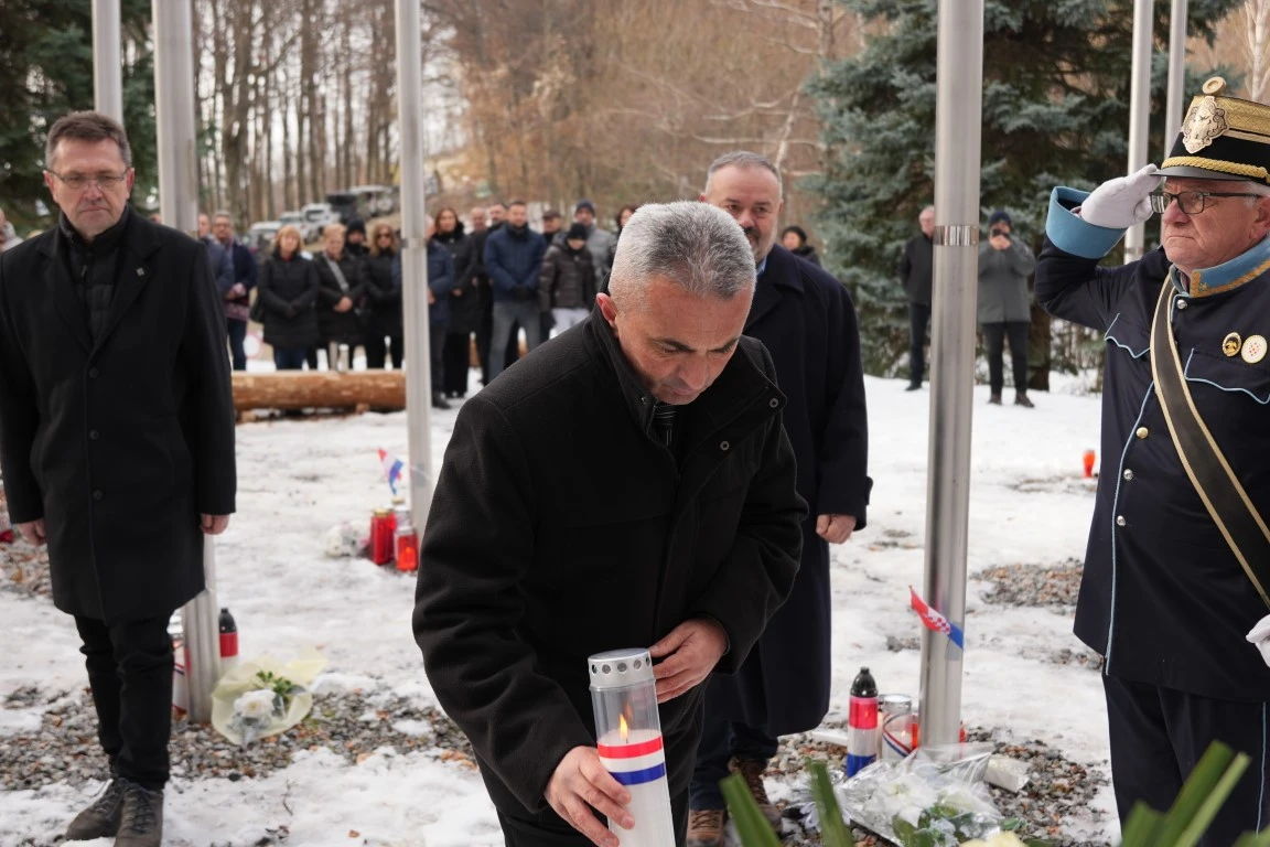 Vječna zahvalnost braniteljima koji su život dali na Papuku
