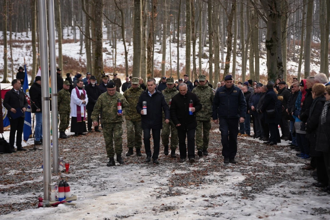 Vječna zahvalnost braniteljima koji su život dali na Papuku