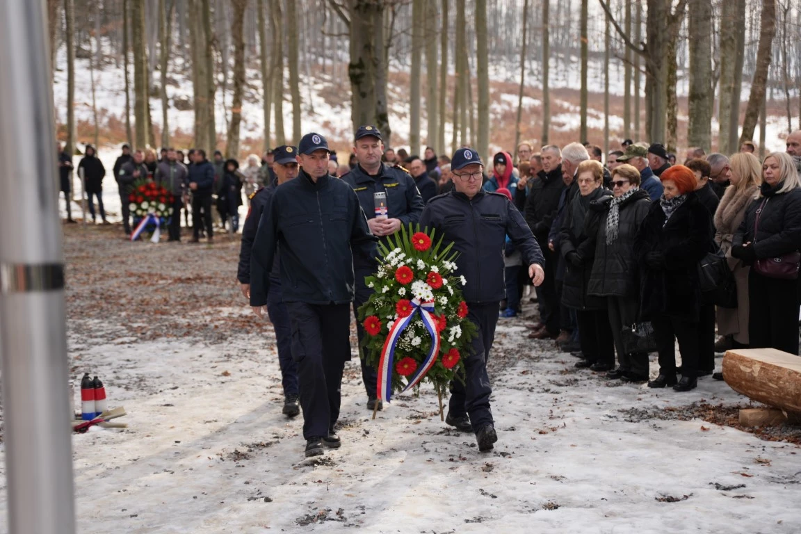 Vječna zahvalnost braniteljima koji su život dali na Papuku