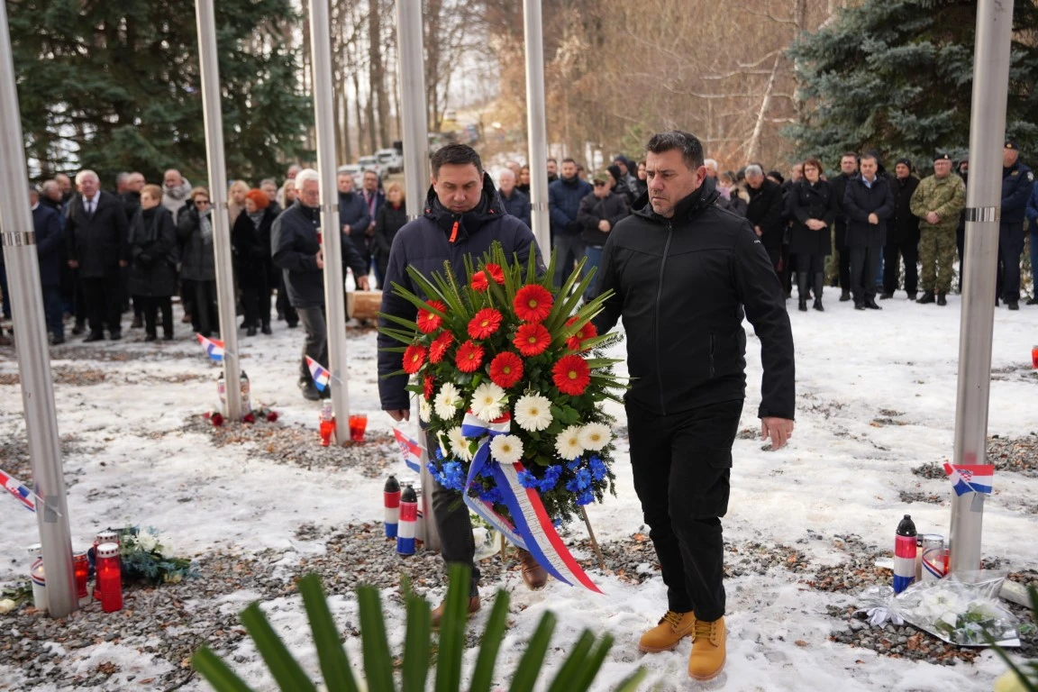 Vječna zahvalnost braniteljima koji su život dali na Papuku
