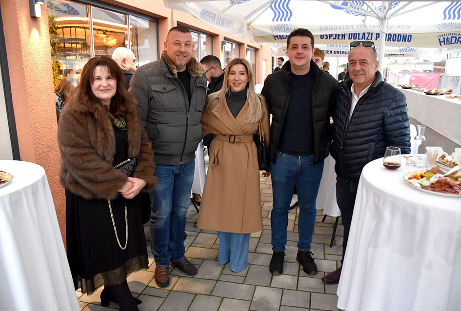Svečani trenutak za Požegu: Otvoren restoran Mama Mia La Pasta, novo središte vrhunske gastronomije
