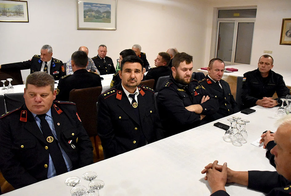 Županijska vatrogasna zajednica donijela plan rada i proračun: Fokus na mladeži i preventivi