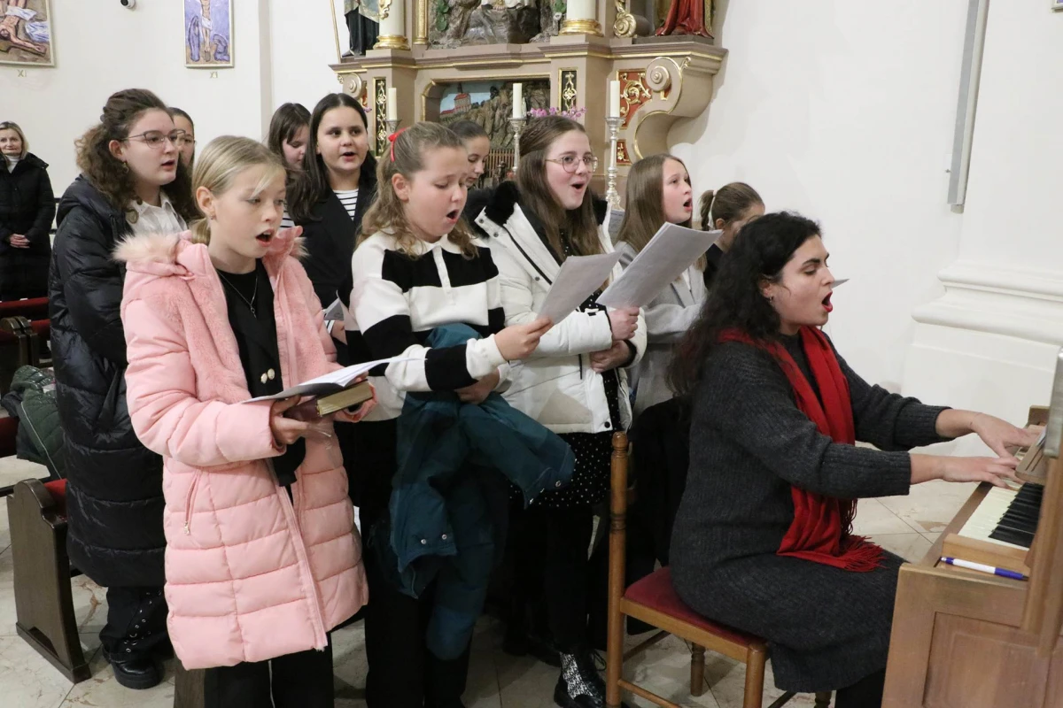 U Požegi proslavljen blagdan sv. Nikole s djecom s teškoćama u razvoju i mladima s invaliditetom