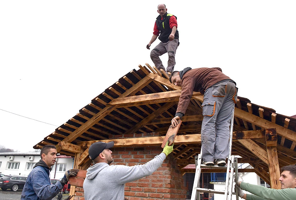 Nogometaši Parasana zasukali rukave: Pripreme za 70. godišnjicu u punom jeku