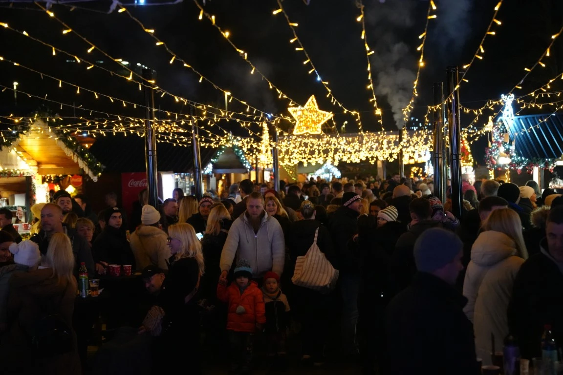 Svečano je otvoren najraskošniji Advent u Slavoniji - Ninina čarobna Shhhuma