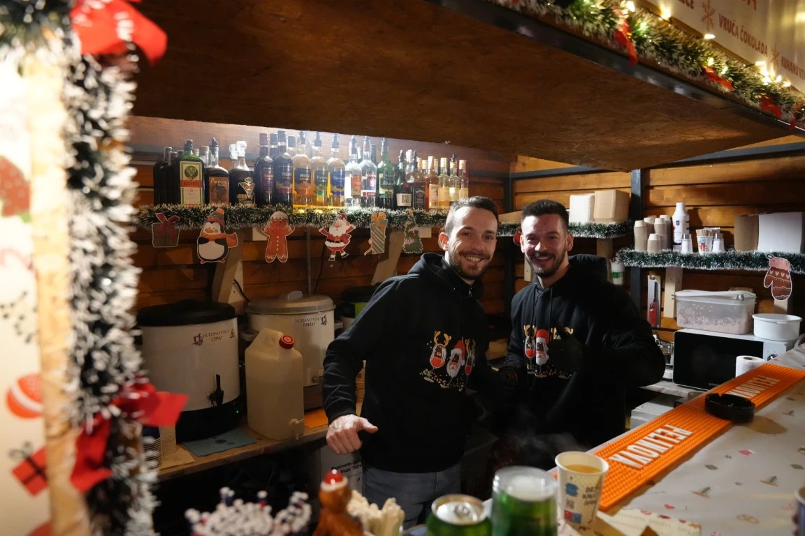 Svečano je otvoren najraskošniji Advent u Slavoniji - Ninina čarobna Shhhuma