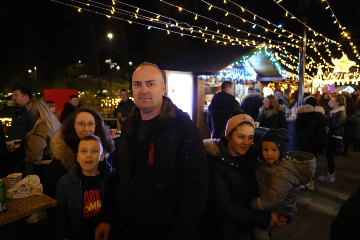 Svečano je otvoren najraskošniji Advent u Slavoniji - Ninina čarobna Shhhuma