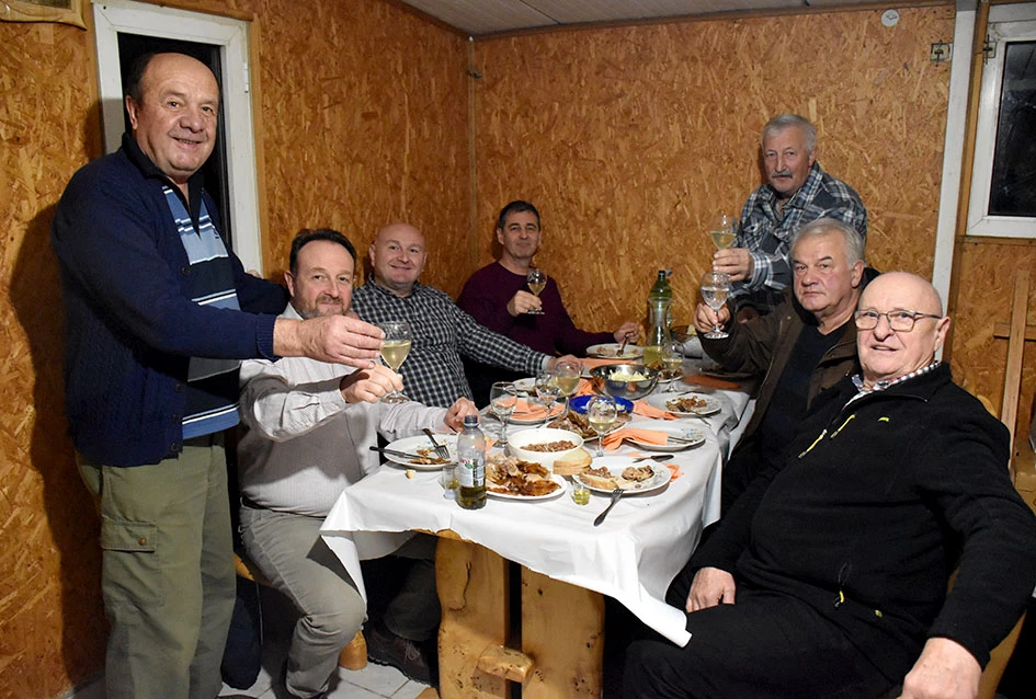 Martinje u Šušanju: Unatoč kašnjenju i izostanku kardinala Bauera, mošt uspješno ’kršten’ u mlado vino