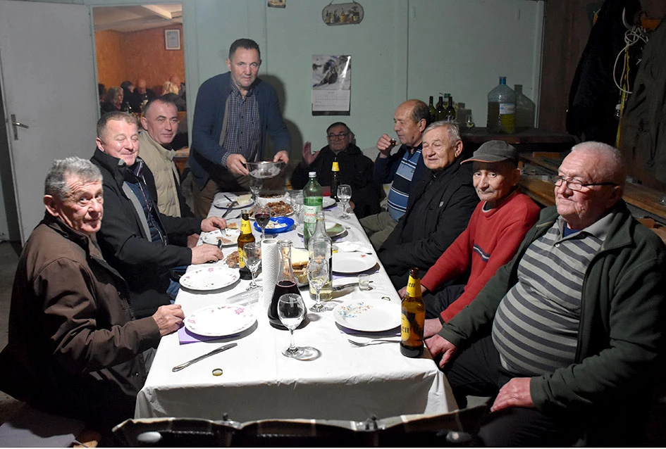 Martinje u Šušanju: Unatoč kašnjenju i izostanku kardinala Bauera, mošt uspješno ’kršten’ u mlado vino