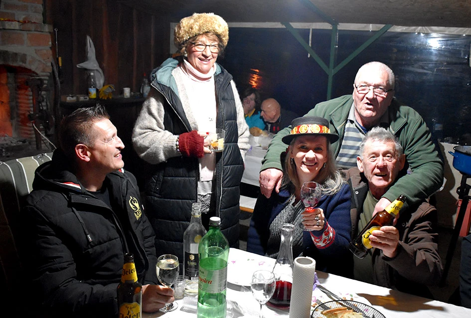 Martinje u Šušanju: Unatoč kašnjenju i izostanku kardinala Bauera, mošt uspješno ’kršten’ u mlado vino