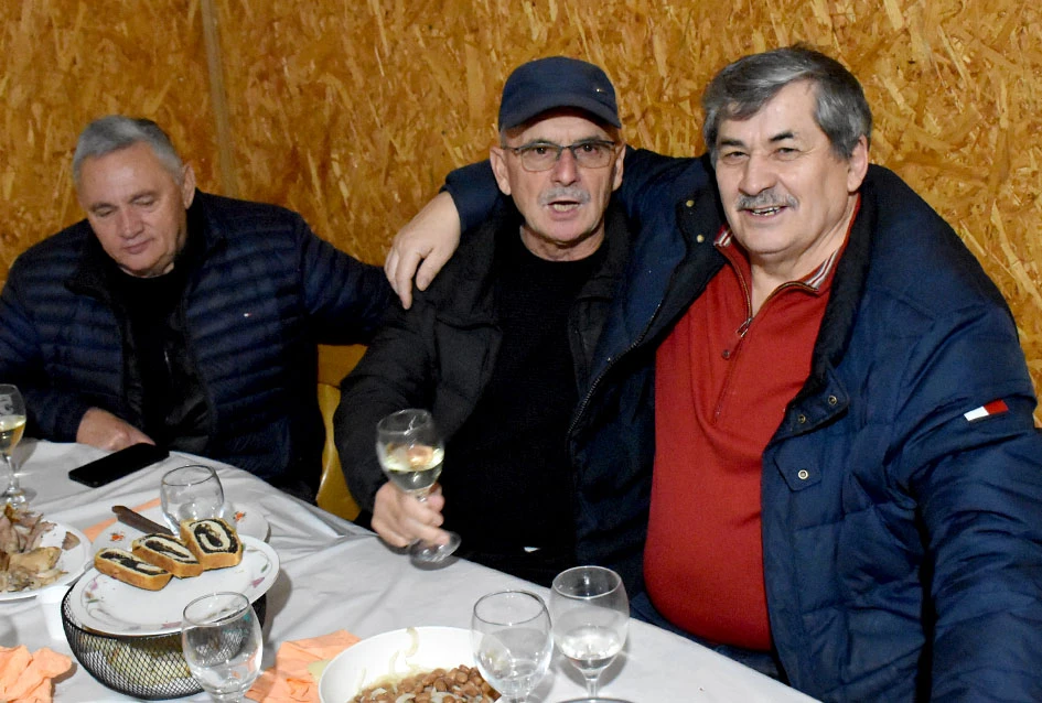 Martinje u Šušanju: Unatoč kašnjenju i izostanku kardinala Bauera, mošt uspješno ’kršten’ u mlado vino