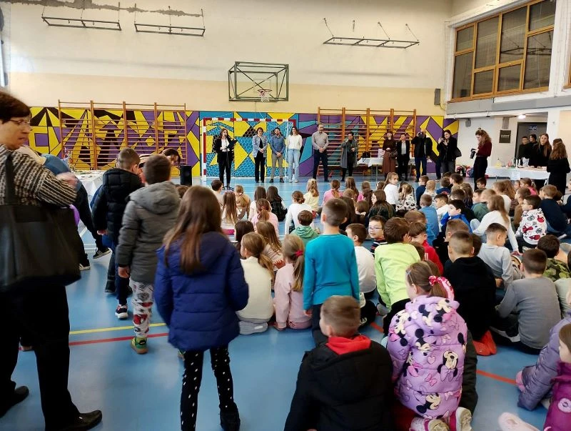 DRUŠTVO NAŠA DJECA PLETERNICA: U školskoj dvorani održan prvi RuralSTEM festival