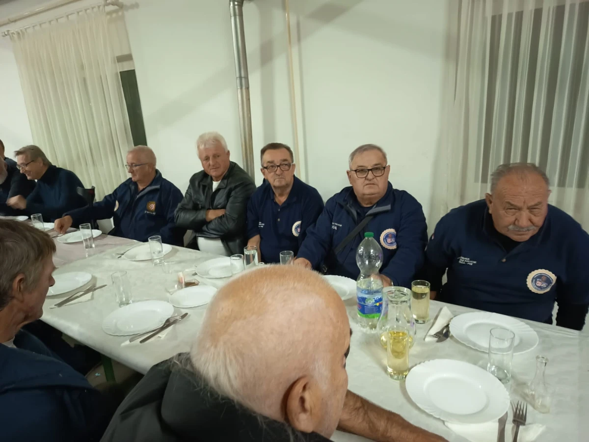 Predblagdansko druženje i duhovna obnova članova Udruge hrvatske policije