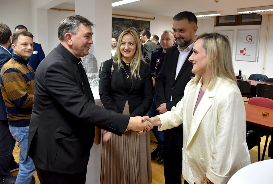 U blagdanskom duhu održana svečana sjednica Gospodarskog vijeća HGK – Županijske komore Požega