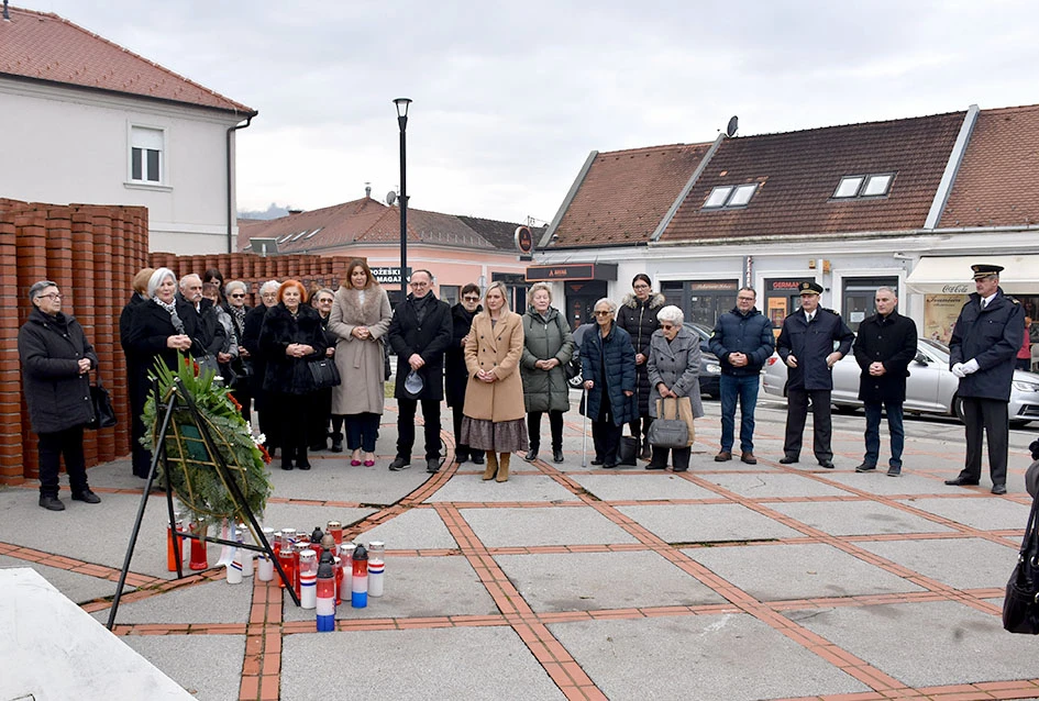 Uoči Božića – tišina, poštovanje i neugasla ljubav roditelja