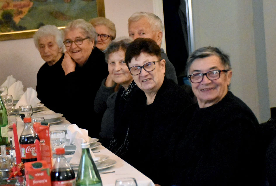 Uoči Božića – tišina, poštovanje i neugasla ljubav roditelja