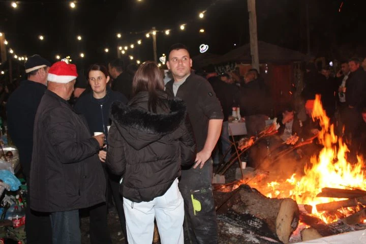 Bećarski šor ponovno ispunjen adventskim ugođajem