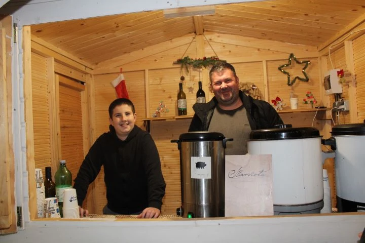 Bećarski šor ponovno ispunjen adventskim ugođajem