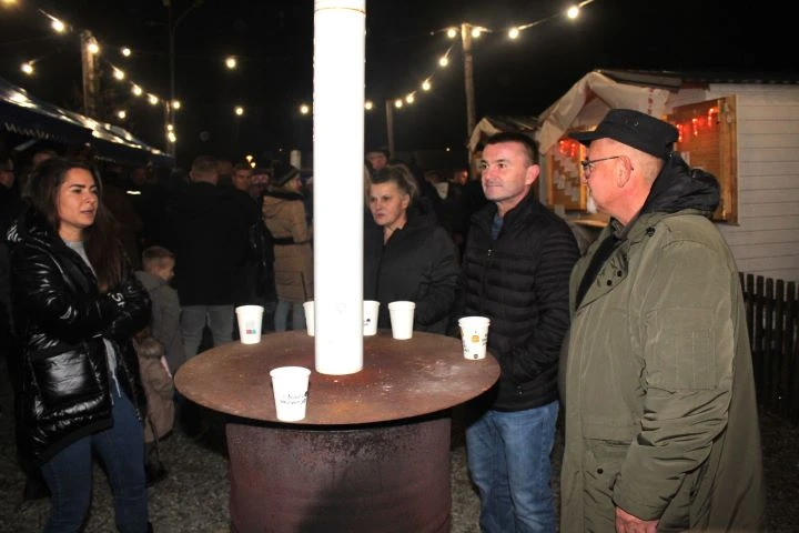 Bećarski šor ponovno ispunjen adventskim ugođajem