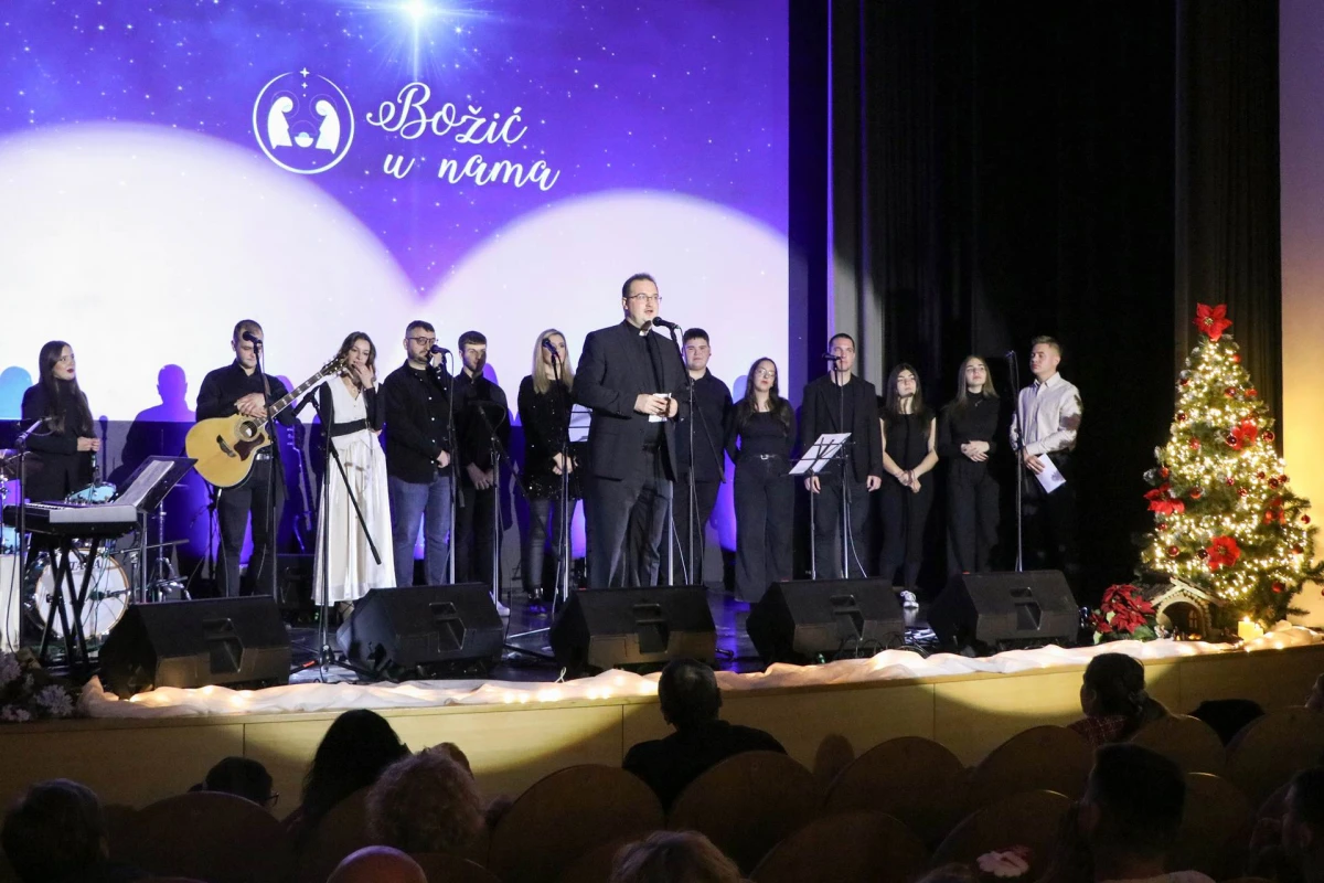 Glazbena karitativna akcija požeških mladih „Božić u nama“