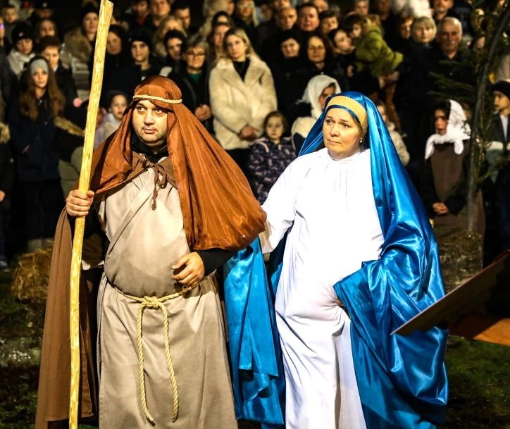 Uprizorene žive jaslice u svetištu Gospe od Suza