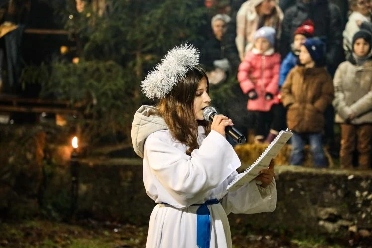Uprizorene žive jaslice u svetištu Gospe od Suza